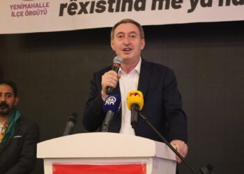 Bakırhan: Kürtlerle barış Türkiye’ye refah getirir