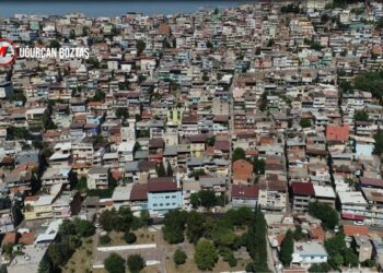 Direniş tarihiyle tanınan mahalle kentsel dönüşüm ve tarikatların hedefinde