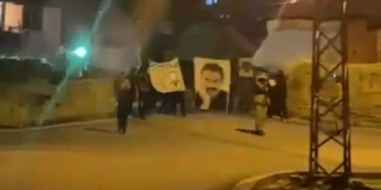 4 Nisan kutlamaları geç saatlere kadar sürdü