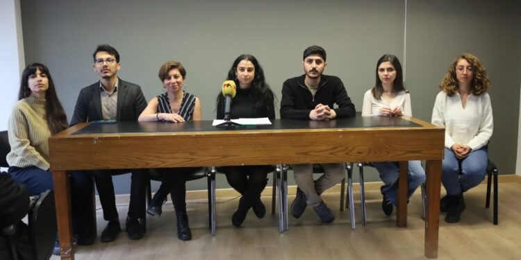 Hasta tutsak Akay için çağrı: Derhal tahliye edilmeli