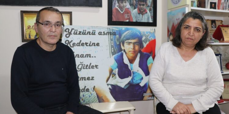 Berkin Elvan’ın anne ve babasına hapis cezası