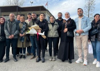 Tahliye edilen Necla Demir: Kadınların sesini aktarmayı sürdüreceğiz