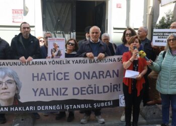 İHD’den ‘tutsaklara para yatırmak suç değildir’ eylemi