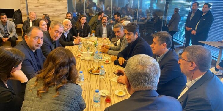 Eş Genel Başkanlar, Önder’e dair açıklama yapacak