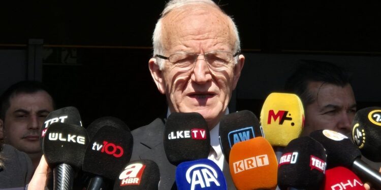 Önder’in tedavisi 7’nci gününde: Baro ve farklı çevrelerden ziyaret