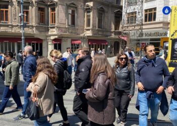 İstanbul Valiliği: Herhangi bir yıkım ihbarı alınmadı