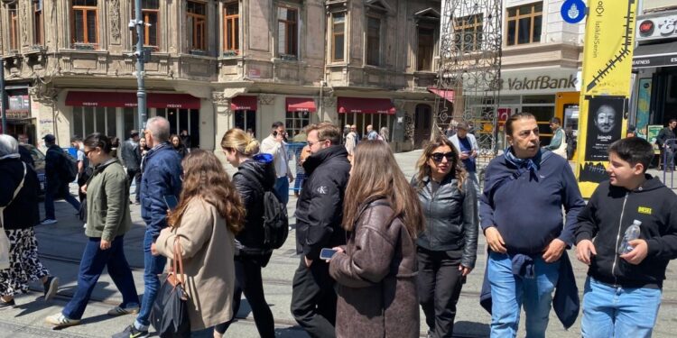 İstanbul Valiliği: Herhangi bir yıkım ihbarı alınmadı