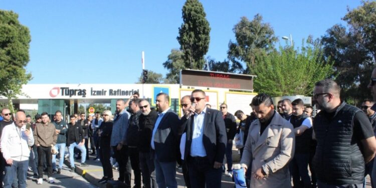 Binlerce TÜPRAŞ işçisi iş bıraktı