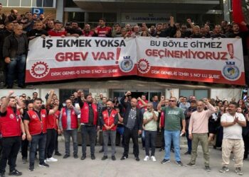 İzmir’de 2 belediyede iş bırakma eylemi