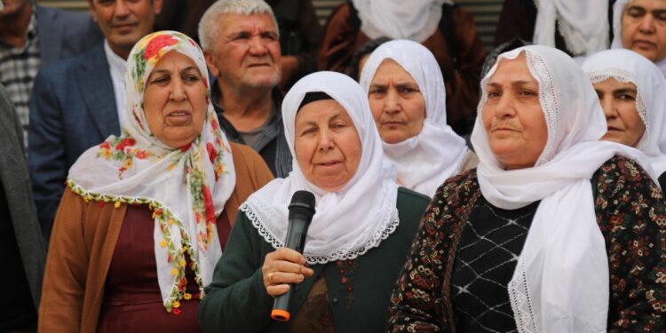 Qoser’den devlete çağrı: Pratik adım atın