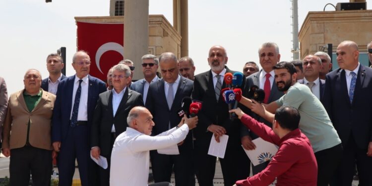 Ticaret odaları ve borsalarından çağrı: Nisêbîn Sınır Kapısı açılsın