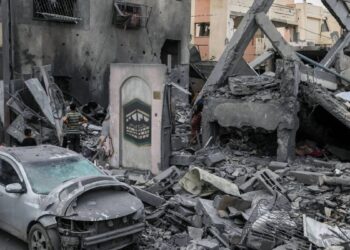 İsrail karadan saldırı başlattı: 16 Filistinli katledildi