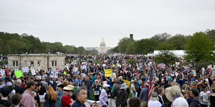 ABD genelinde Trump ve Musk protestoları