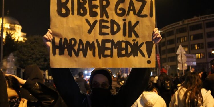 20 soruşturmada, 819 kişi hakkında dava açıldı