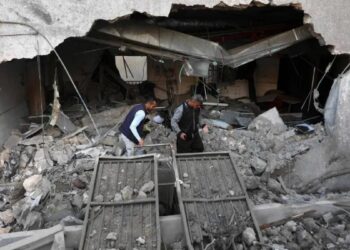 İsrail’den Gazze’deki hastaneye hava saldırısı