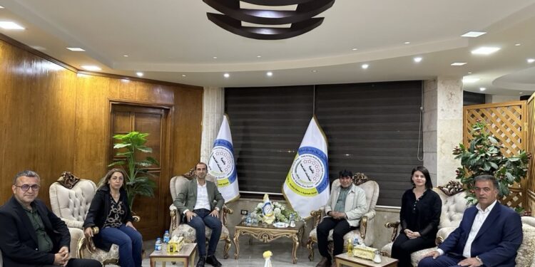 DBP ve DEM Parti heyeti Kuzey ve Doğu Suriye’ye geçti