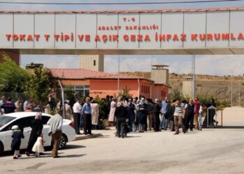 Tutsakların hastane sevkine ‘ağız içi arama’ engeli