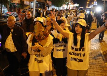Gençler festival alanında
