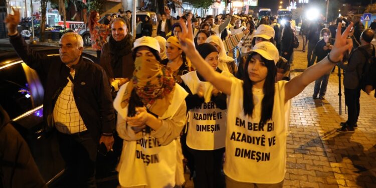 Gençler festival alanında