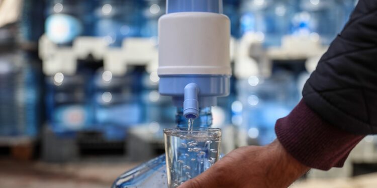 4 Ayda 3 Kez Zam! Artık Damacana Suyun Boşu Dolusundan Daha Pahalı… 1 Bardak Suyun Maliyeti Ateş Gibi Yaktı