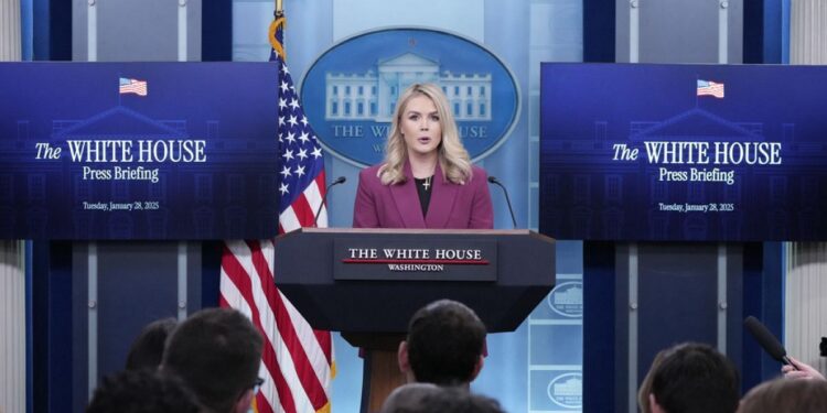 ABD, Çin'den ithalata yüzde 104 gümrük vergisi uygulayacak