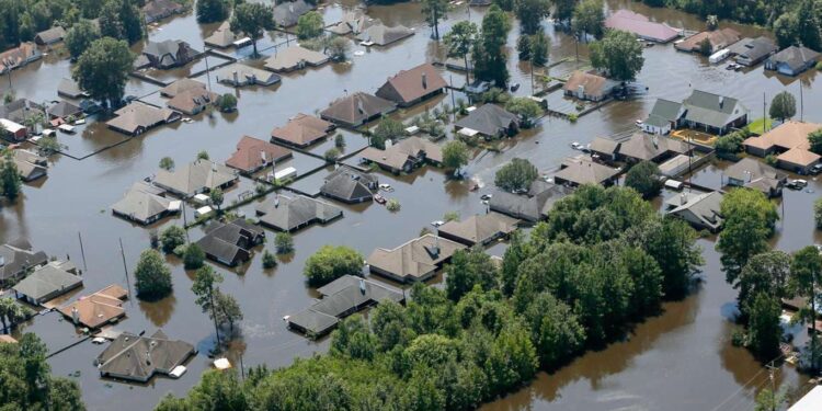 ABD’de sel: 18 kişi öldü