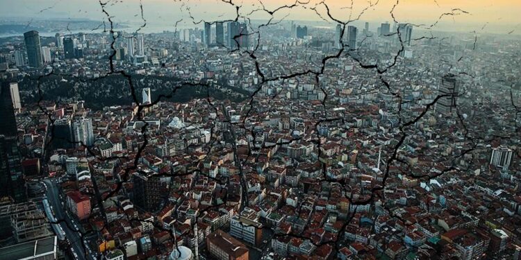 AFAD Deprem Raporunu Açıkladı: 'Bir Süre Daha Belli Büyüklüğe Varan Depremler Olabilir'