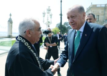 AYM Başkanı Özkaya’dan “defter dürülür” vurgusu