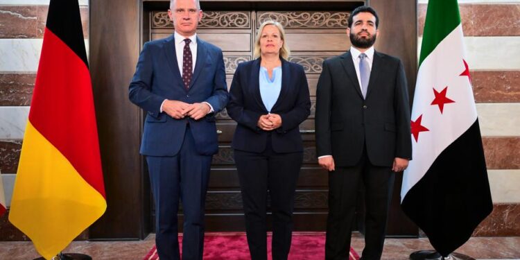 Alman Bakan'dan Şam'da "sınır dışı" temasları