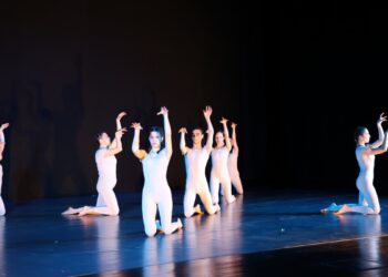 Amed Tiyatro Festivali Bavê Teyar’a adandı