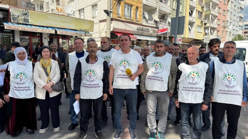 Amed’de sürece dair ev ziyaretleri başladı
