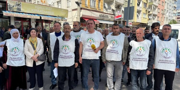 Amed’de sürece dair ev ziyaretleri başladı