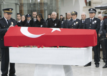 Arka Sokaklar'da Kahreden Veda