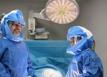 Avrupa ve Türkiye'de Bir İlk! Yapay Zeka Ameliyata Girdi