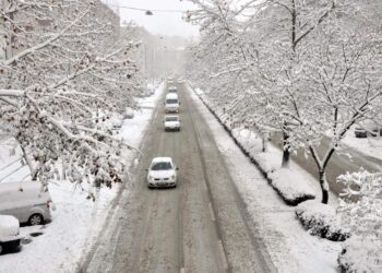 Bahar Geldi Sandık, Çok Yanıldık... Meteoroloji Uyardı, Kara Kış Yine Kapıda! Kuvvetli Kar Yağışı Geliyor