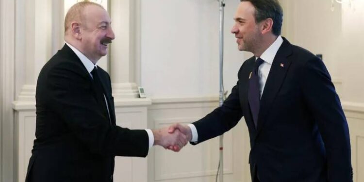Bakan Bayraktar Azerbaycan Cumhurbaşkanı Aliyev ile görüştü