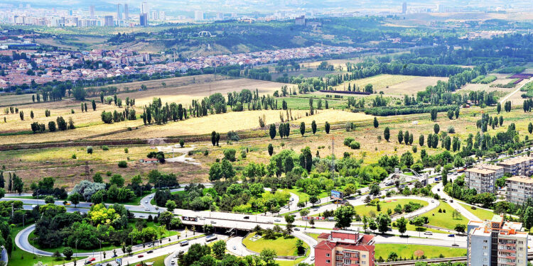 Bakanlıktan AKP'li belediyeye rekor bağış