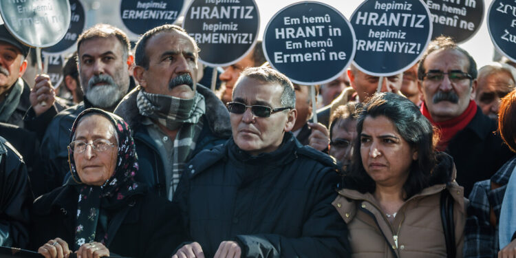 Berkin Elvan’ın ailesine hapis cezası!