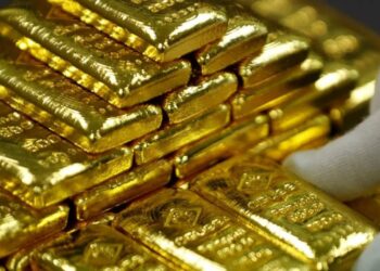 Bir Ülke Bu Olayı Konuşuyor! Çifti, Arazisinde Milyarlarca Euro Değerinde Altın Buldu