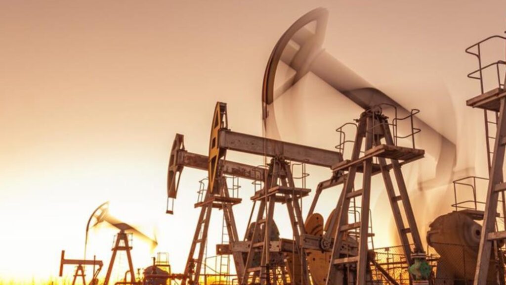 Brent petrolün varili 63,70 dolardan işlem görüyor