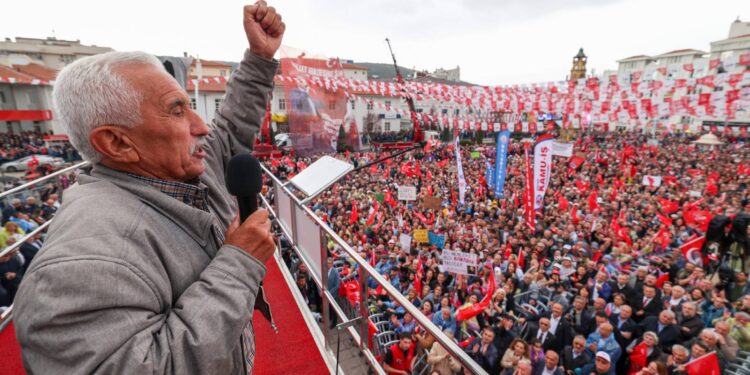 CHP, miting stratejisini değiştiriyor; hedef, AKP’nin güçlü olduğu iller