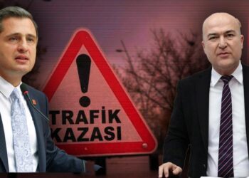 CHP'li Vekiller Murat Bakan ve Deniz Yücel Ölümden Döndü, Araçları Kullanılamaz Halde