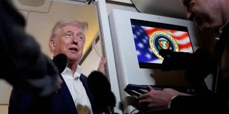 Çin ABD'yi gümrük vergilerini "tamamen iptal etmeye" çağırdı