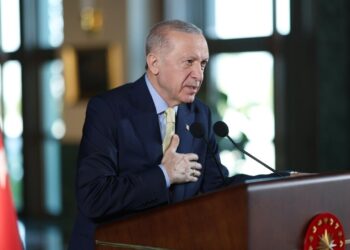 Cumhurbaşkanı Erdoğan'dan CHP'ye Sert Sözler: 'Faşist Dalgaya Şahit Olduk; Sanatçılarımızı, Gençlerimizi Fişlediler'