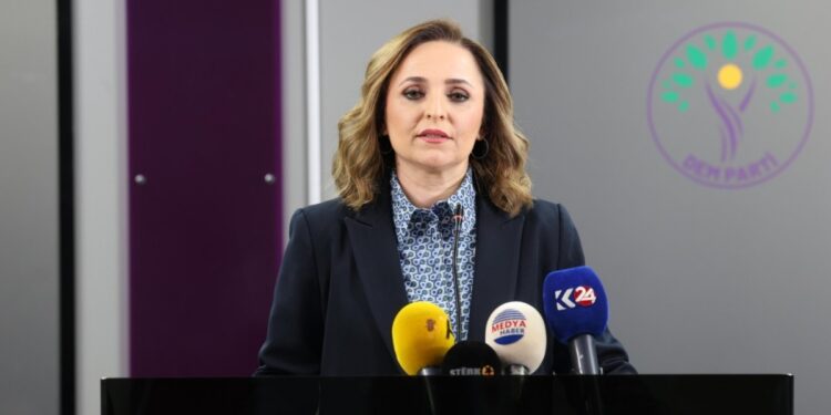 DEM Parti’den Tunç’a: Görevinizi yapın