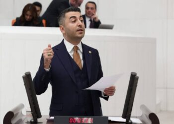 DEVA Partili Avşar'dan İki Bakana Soru Önergesi: 'Çocuk Yoksulluğunu, Çocuk İşçileri, Çocuk Suçluları Ne Zaman Gündeminize Alacaksınız?'