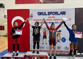 Denizlili Hayrunnisa Karaca, Halterde Türkiye Şampiyonu Oldu