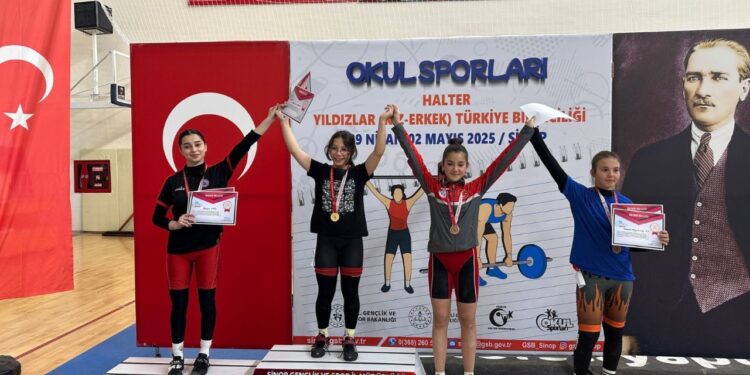 Denizlili Hayrunnisa Karaca, Halterde Türkiye Şampiyonu Oldu