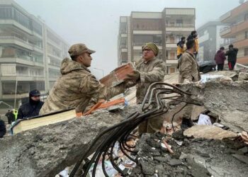 Doğal afetlerde askere görev verilmemesinin nedeni darbe paranoyası