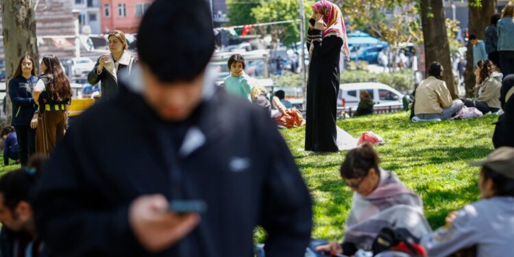 GSM operatörleri, depremde yine sınıfta kaldı